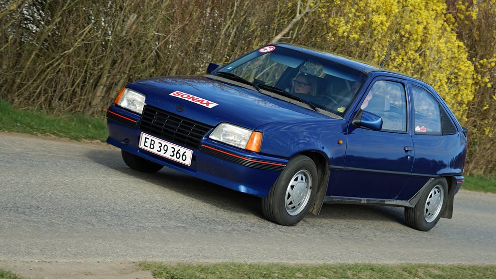 Søren Kusk Nielsen og Anja Kristensen, også fra Aarhus Automobil Sport, deltager i Touring-klassen med deres Opel Kadett E fra 1985. De har til dato blot kørt et løb i år, og ligger på en samlet 13. plads i klassen.
(Foto: Viggo Johansen, rallypics.dk)